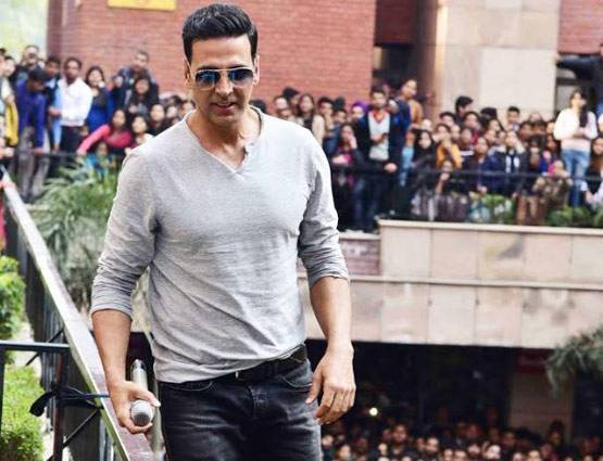 Jolly LLB प्रमोशन: अक्षय ने स्टूडेंट्स को दिखाया लाइव स्टंट