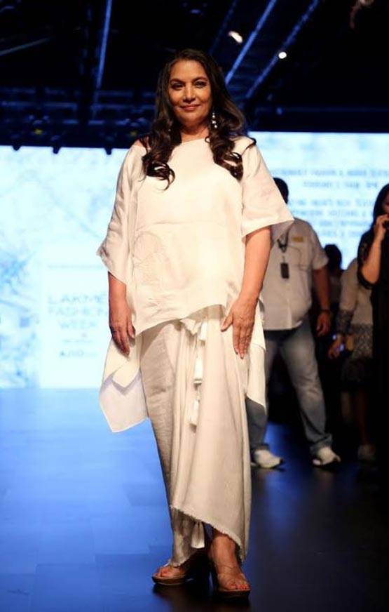 लैक्मे फैशन वीक में देसी गर्ल बनीं प्रीति जिंटा
