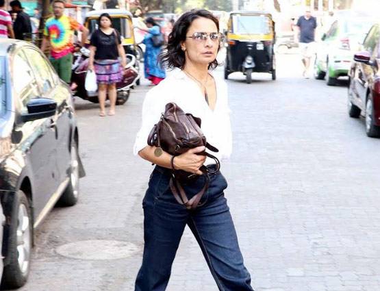 बेटी के बर्थडे पर साथ आए फरहान अख्तर और अधुना भबानी