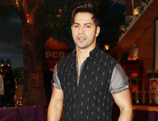 कपिल के शो पर बद्री ने अपनी दुल्हनिया के साथ मनाई होली...