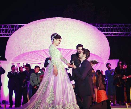 PICS:जब घुटनों पर बैठकर नील ने किया मंगेतर को प्रपोज