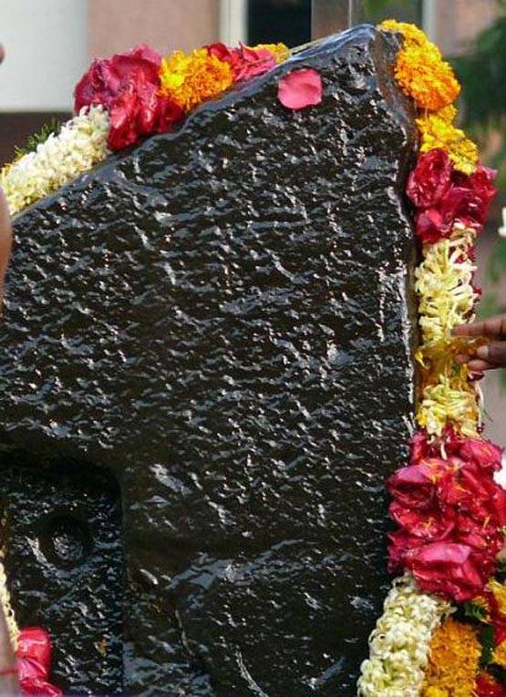 शनि देव के 9 वाहन और उनका महत्व