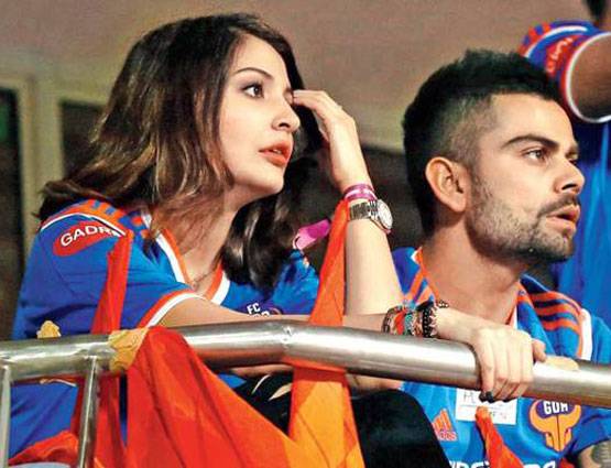 विराट ने अनुष्का को बताया अपना वेलेंटाइन, तस्वीरों में देखें इनकी लव-स्टोरी