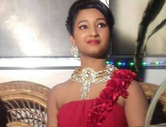 ये हैं नेपाल की सनी लियोन, नाम है अर्चना पनेरू...