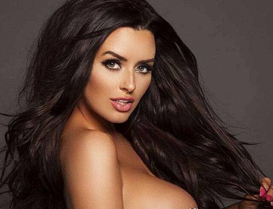 फिगर के कारण सोशल साइट पर चर्चा में आई ये लड़की