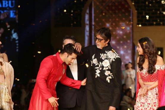 'दुल्हनिया' आलिया के साथ वरुण ने लिया अमिताभ का आशीर्वाद