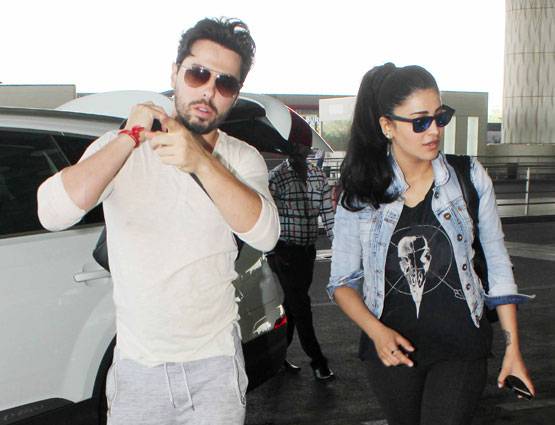 Celeb Spooting: शाहरुख, सलमान दिखें बांद्रा में