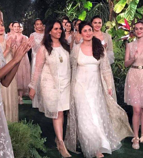 करीना से लेकर सुष्मिता तक इन सितारों ने दिखाए रैंप पर अपने जलवे