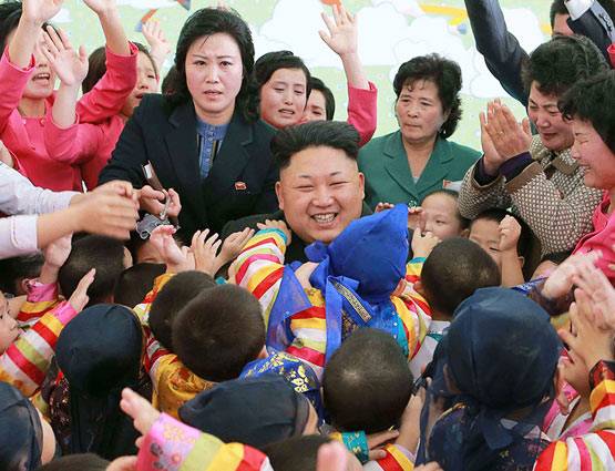 तानाशाह की अय्याशी: स्कूल से उठवा ली जाती हैं लड़कियां