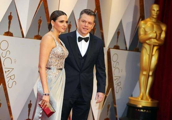 Oscars 2017: मम्मी के साथ नजर आए 'लाॅयन' देव पटेल