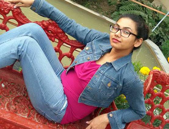 मौत से पहले डिप्रेशन में थी ये एक्ट्रेस? PHOTOS में समझें कहानी