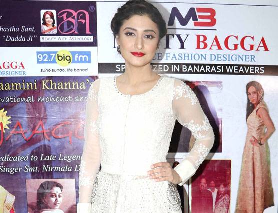 टी-शर्ट और शॉर्ट्स में कहां चले तैमूर के पापा सैफ!