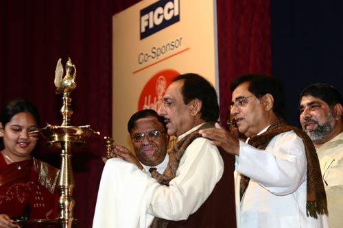 गजल सम्राट जगजीत सिंह की अनदेखी तस्वीरें