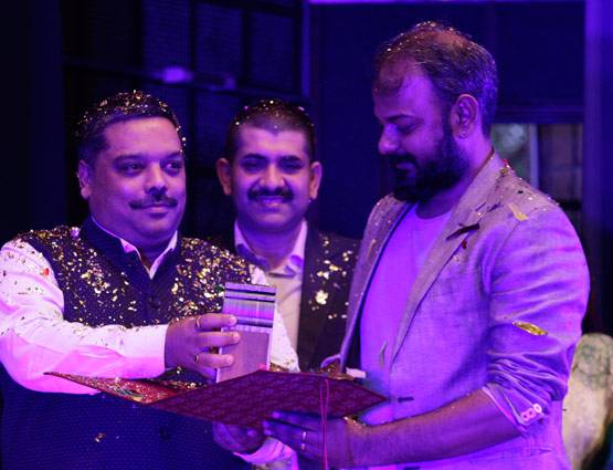 IIMC एलुम्नाई मीट में ईमका अवॉर्ड का ऐलान, शिक्षकों का सम्मान