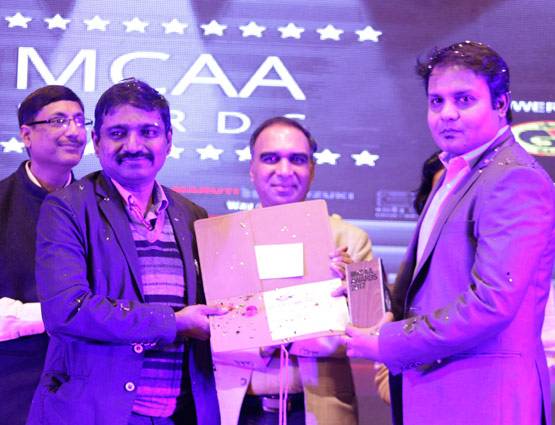 IIMC एलुम्नाई मीट में ईमका अवॉर्ड का ऐलान, शिक्षकों का सम्मान