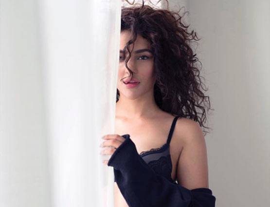 इस सीरत की सूरत पर पूरा सोशल मीडिया फिदा है, देखें PHOTOS