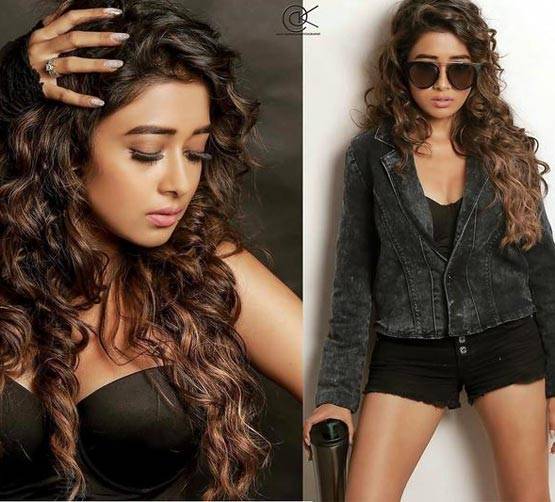 टीवी की संस्कारी बहू इच्छा ने लगाया सिगरेट का कश, देखें PHOTOS