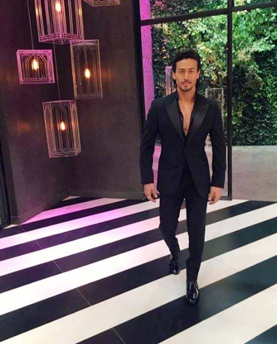 टाइगर श्रॉफ की वो तस्वीरें जिनसे आपकी नजरें नहीं हटेंगी...