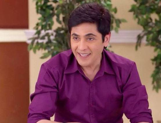 PHOTOS: 'भाबीजी' के विभूति भैया सलमान के साथ कर चुके हैं काम