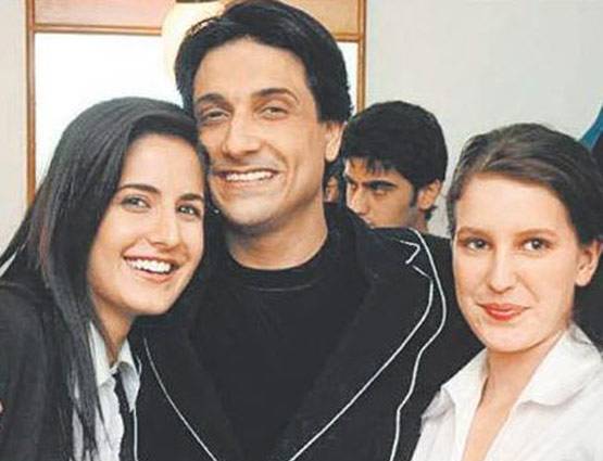 कटरीना और उनकी बहन में ज्यादा खूबसूरत कौन, देखें PHOTOS