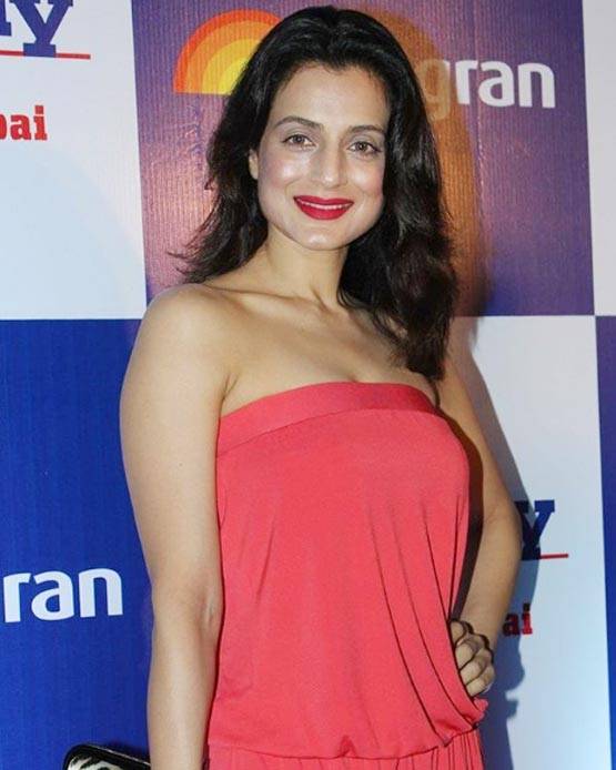 ये हैं बॉलीवुड की 5 सबसे अमीर अभ‍िनेत्रि‍यां...