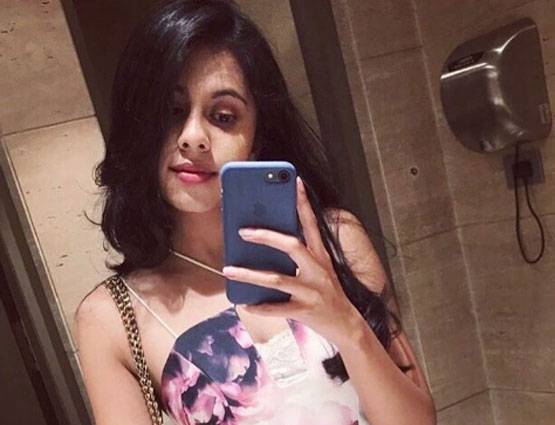 सोशल मीडिया पर छाई मिथुन दा की बेटी दिशानी, देखें फोटोज