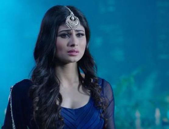 विवादों के बीच TRP के सरताज बने कॉमेडी किंग कपिल...