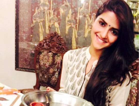 नूतन की कॉपी हैं उनकी पोती, देखें PHOTOS