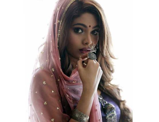 लोपामुद्रा राउत का यह नया फोटोशूट उड़ा देगा आप सब के होश