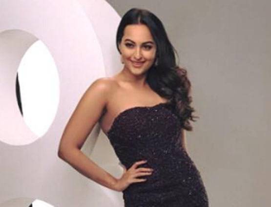 नच बलिए की जज बनेंगी सोनाक्षी, देखें LATEST PHOTOSHOOT