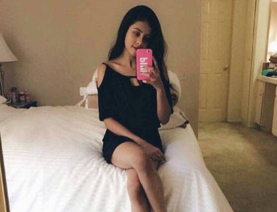 सोशल मीडिया पर छाई मिथुन दा की बेटी दिशानी, देखें फोटोज