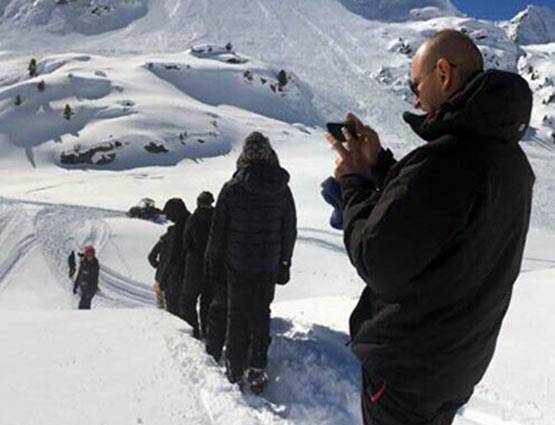 PHOTOS: बर्फीली वादियों में कटरीना के साथ जिंदा हुआ 'टाइगर'