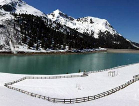 PHOTOS: बर्फीली वादियों में कटरीना के साथ जिंदा हुआ 'टाइगर'