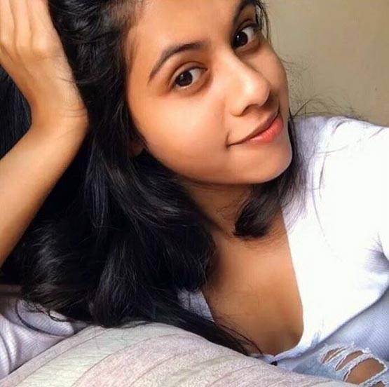 मिथुन की बेटी जल्द कर सकती हैं बॉलीवुड में एंट्री, देखें PHOTOS