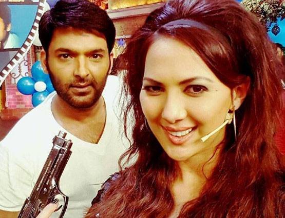 PHOTOS: ये है कपिल शर्मा की टीम, चौंकाने वाली है सभी की कमाई