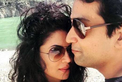 PHOTOS में देखें चंद्रमुखी चौटाला का हॉलीडे