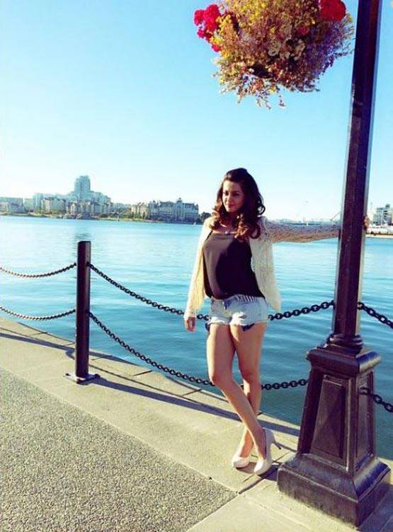 PHOTOS में देखें, हेट-स्टोरी गर्ल सुरवीन चावला की अब तक की जर्नी