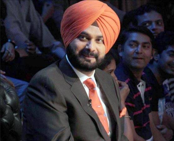 कपिल शर्मा के शो में 'ताली ठोकने' की इतनी फीस लेते हैं सिद्धू