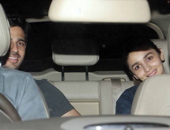 बद्री की दुल्हनिया दिखीं अपने 'ब्वॉयफ्रेंड' के साथ