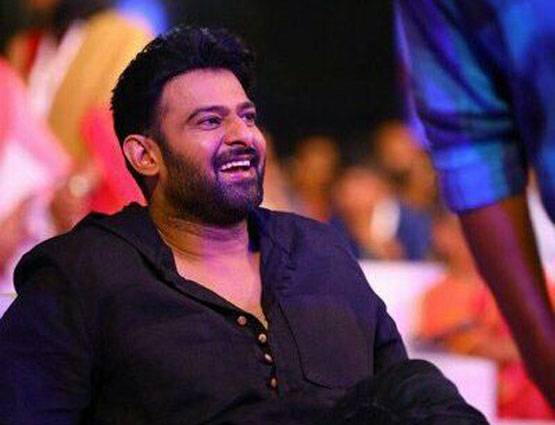 PHOTOS: बाहुबली 2 के प्री रिलीज इवेंट में सितारों का जमावड़ा