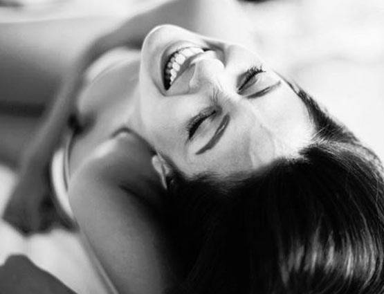 PHOTOS में देखें रिया सेन की ग्लैमरस जिंदगी