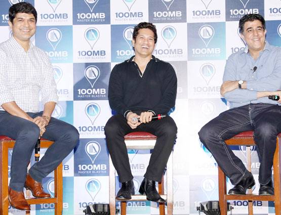 सचिन तेंदुलकर की डिजिटल 'सेंचुरी'