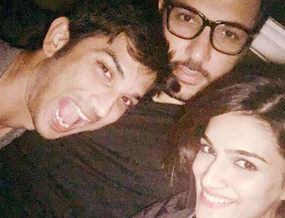 'बॉलीवुड के धोनी' का टूटा रिश्ता, PHOTOS में ब्रेकअप स्टोरी