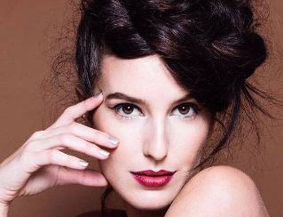 कटरीना और उनकी बहन में ज्यादा खूबसूरत कौन, देखें PHOTOS