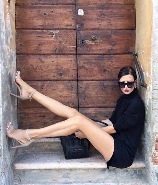 दुनिया की सबसे ग्‍लैमरस दादी, गजब हैं इनकी शोख-अदा...