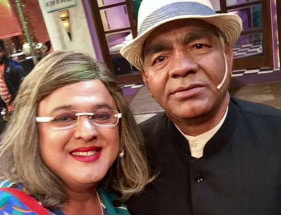 PHOTOS: ये है कपिल शर्मा की टीम, चौंकाने वाली है सभी की कमाई