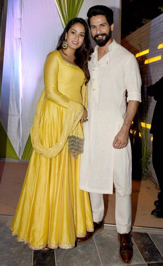 बिग बॉस कंटेस्टेंट मंदाना करीमी की संगीत और मेहंदी में मीरा संग पहुंचे शाहिद