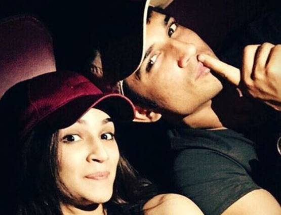 'बॉलीवुड के धोनी' का टूटा रिश्ता, PHOTOS में ब्रेकअप स्टोरी