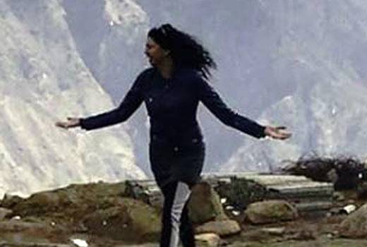 PHOTOS में देखें चंद्रमुखी चौटाला का हॉलीडे