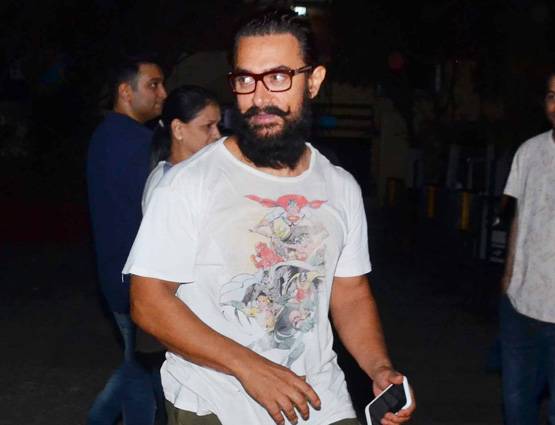 दंगल गर्ल फातिमा के साथ फिटनेस सेंटर में दिखे आमिर खान